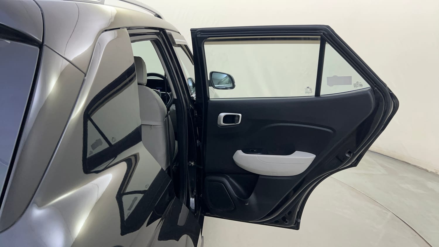 Used 2022 Hyundai Venue SX 1.2 Petrol Petrol Manual interior RIGHT REAR DOOR OPEN VIEW