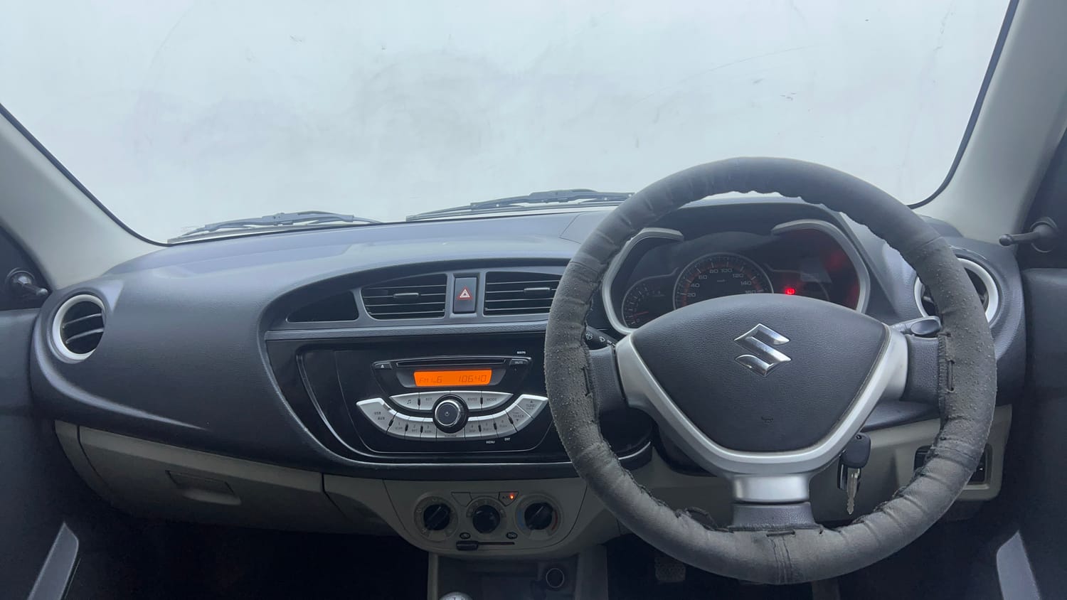 Used 2015 Maruti Suzuki Alto K10 VXi Petrol Manual interior DASHBOARD VIEW