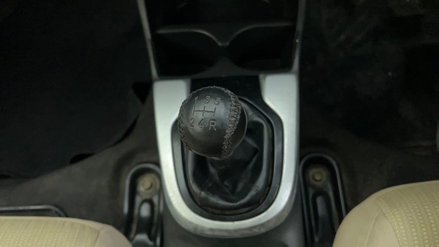 Used 2016 Honda Jazz V Petrol Petrol Manual interior GEAR  KNOB VIEW