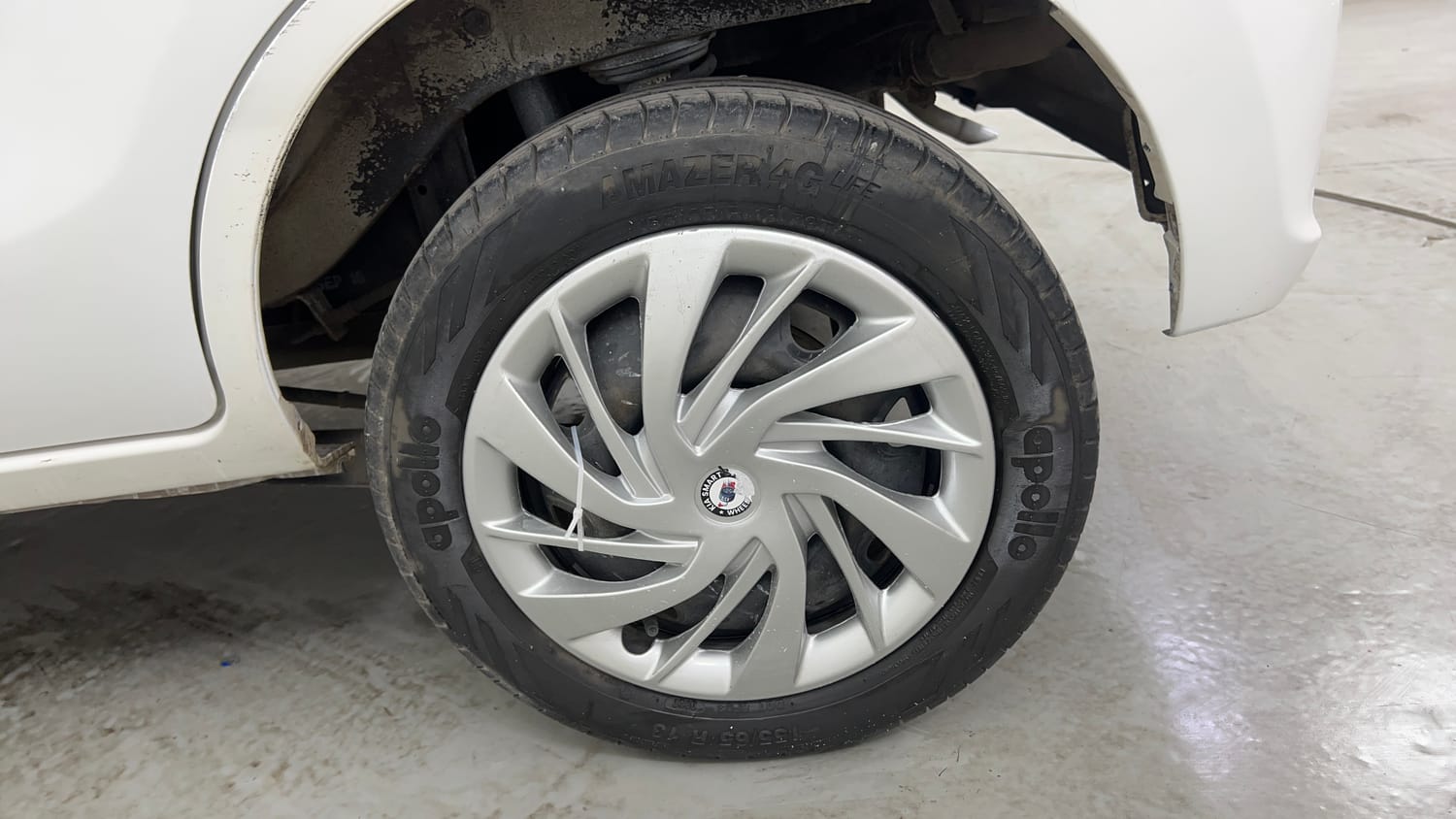 Used 2016 Maruti Suzuki Alto K10 VXi AMT Petrol Automatic tyres LEFT REAR TYRE RIM VIEW
