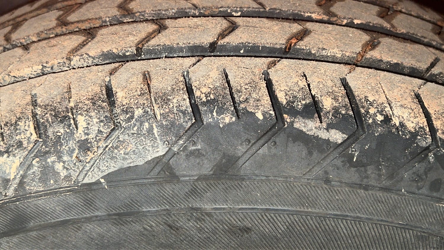 Used 2024 Maruti Suzuki Celerio ZXi Plus Petrol Manual tyres LEFT REAR TYRE TREAD VIEW