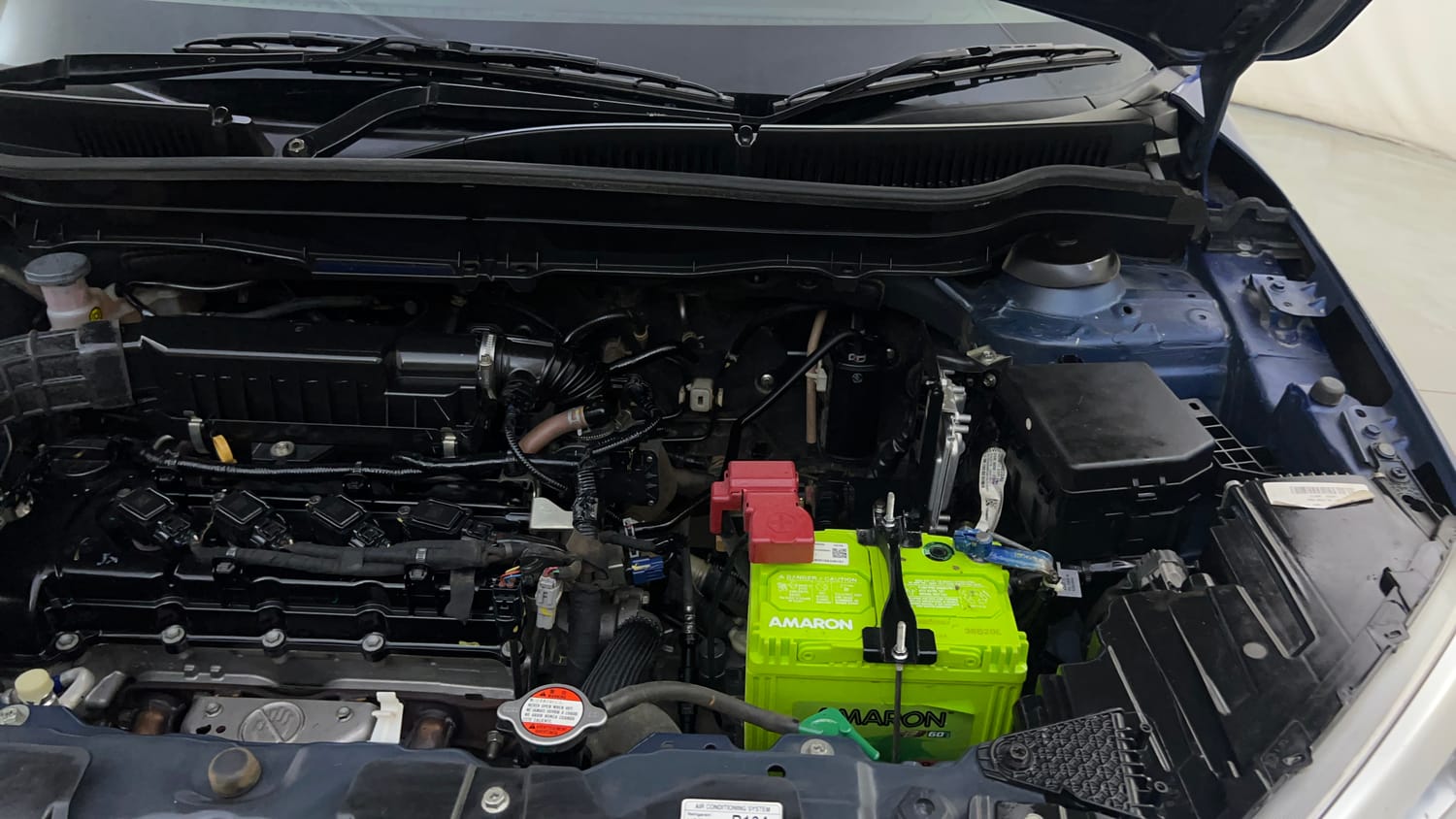 Used 2022 Toyota Urban Cruiser Mid Grade MT Petrol Manual engine ENGINE LEFT SIDE HINGE & APRON VIEW