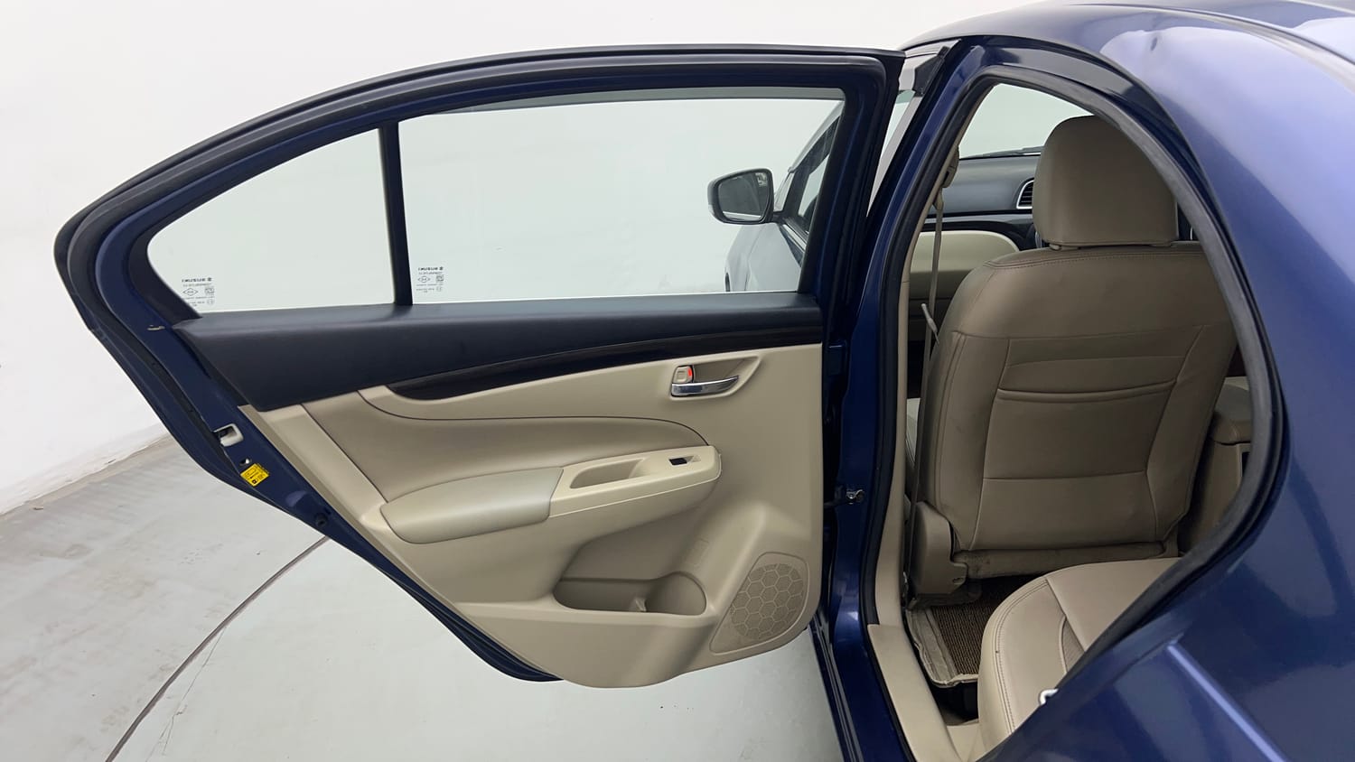Used 2018 Maruti Suzuki Ciaz Alpha 1.4 MT Petrol Manual interior LEFT REAR DOOR OPEN VIEW