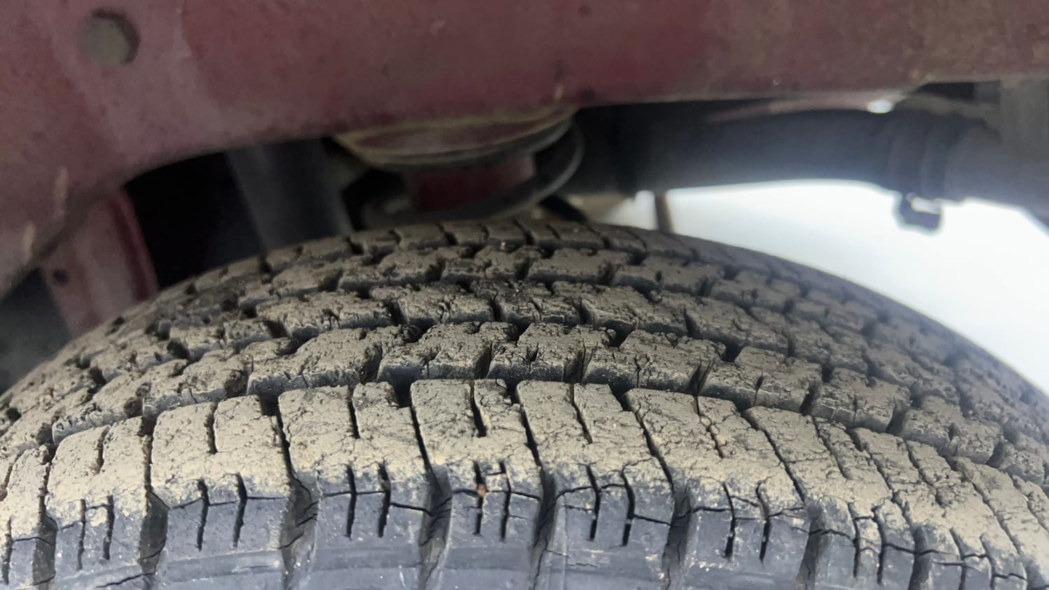 Used 2015 Maruti Suzuki Alto K10 VXi Petrol Manual tyres LEFT REAR TYRE TREAD VIEW