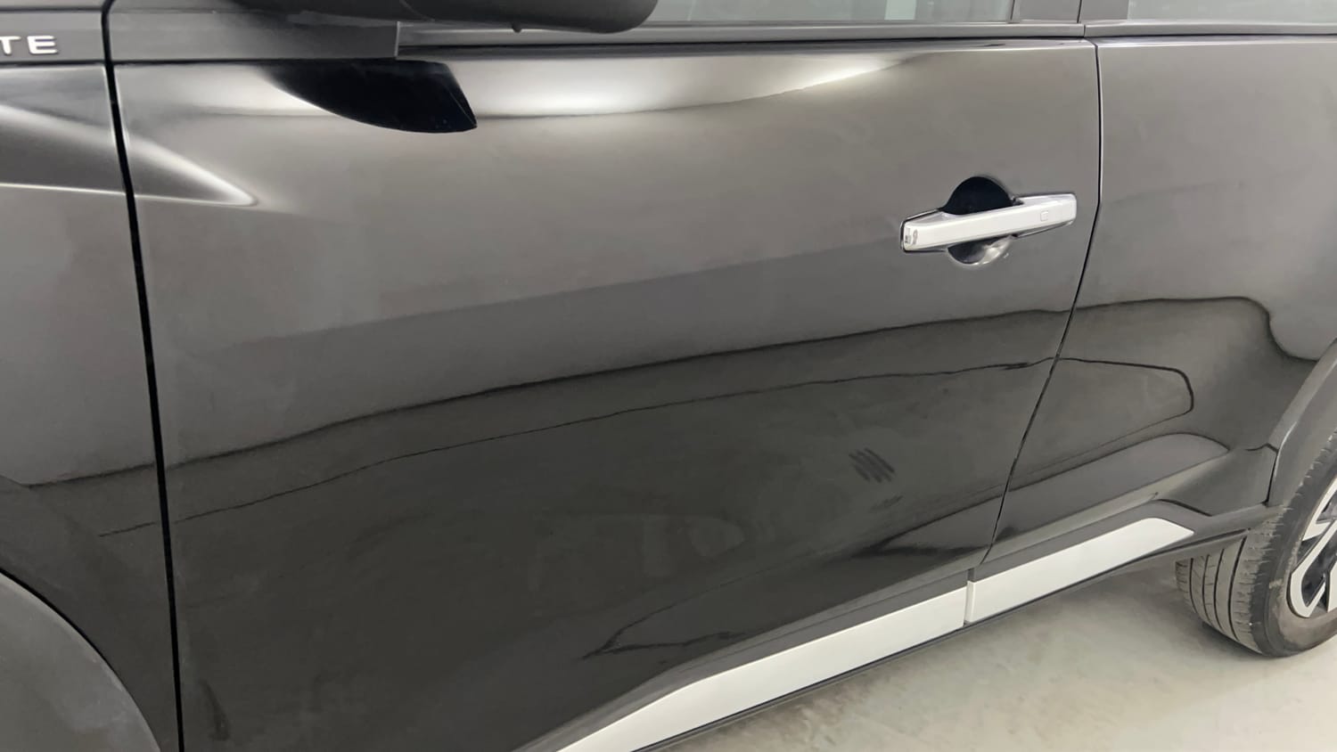 Used 2023 Nissan Magnite XV Petrol Manual dents MINOR SCRATCH