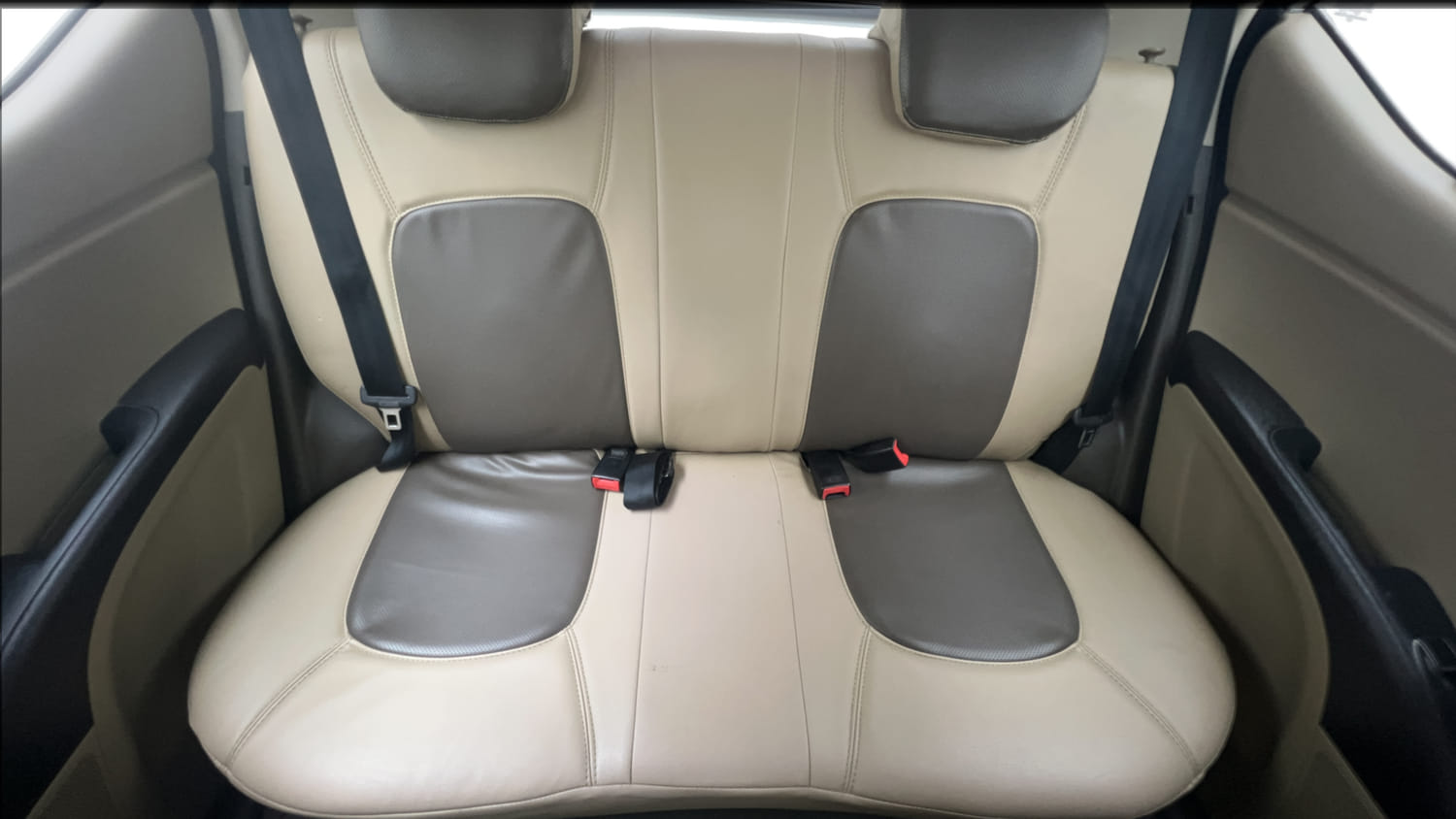 Used 2012 Hyundai i10 Sportz 1.2 AT Kappa2 Petrol Automatic interior REAR SEAT CONDITION VIEW