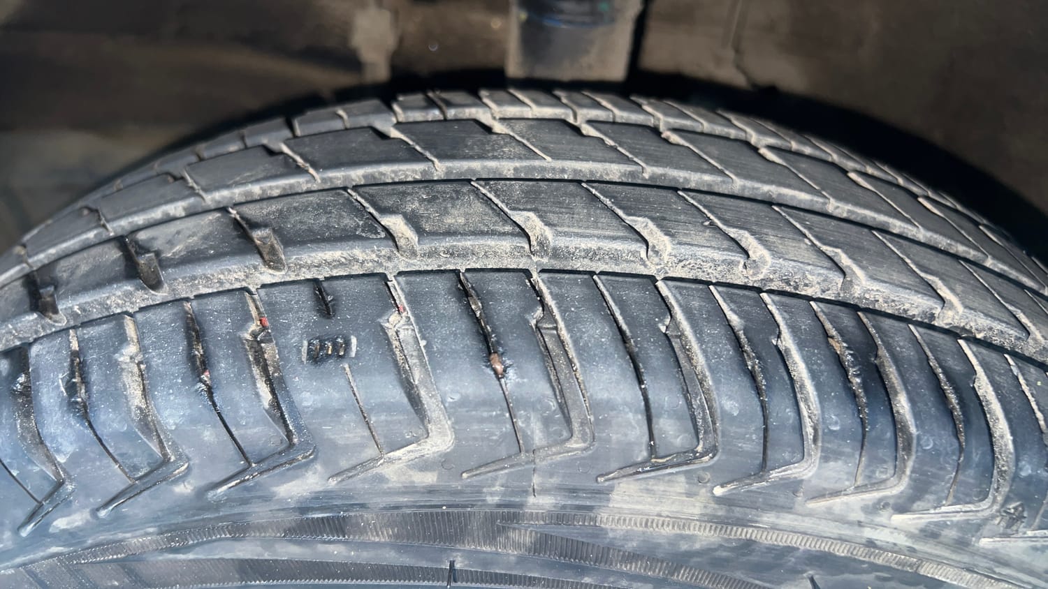 Used 2026 Maruti Suzuki Alto K10 VXi Plus (O) AGS Petrol Automatic tyres LEFT FRONT TYRE TREAD VIEW