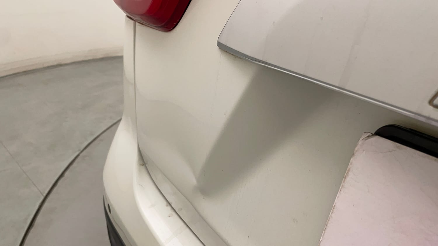 Used 2021 Maruti Suzuki Vitara Brezza ZXi AT SHVS Petrol Automatic dents MINOR SCRATCH