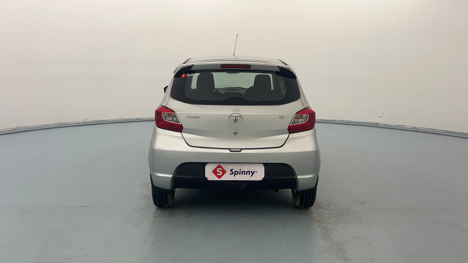 Used 2019 Tata Tiago Revotron XZ w/o Alloy Petrol Manual exterior BACK VIEW