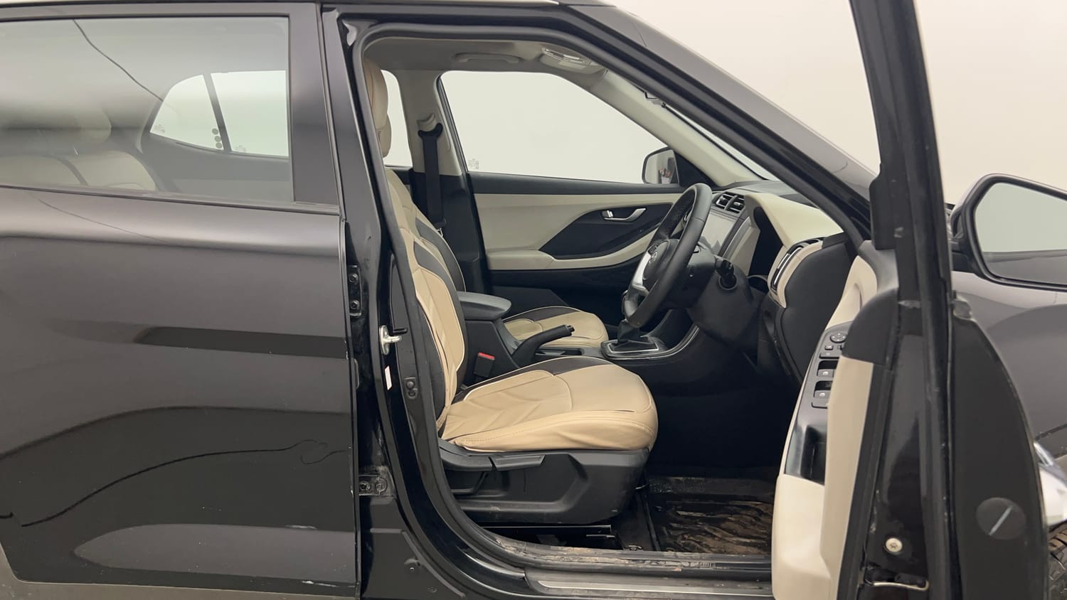 Used 2023 Hyundai Creta SX 1.5 Petrol Petrol Manual interior RIGHT SIDE FRONT DOOR CABIN VIEW