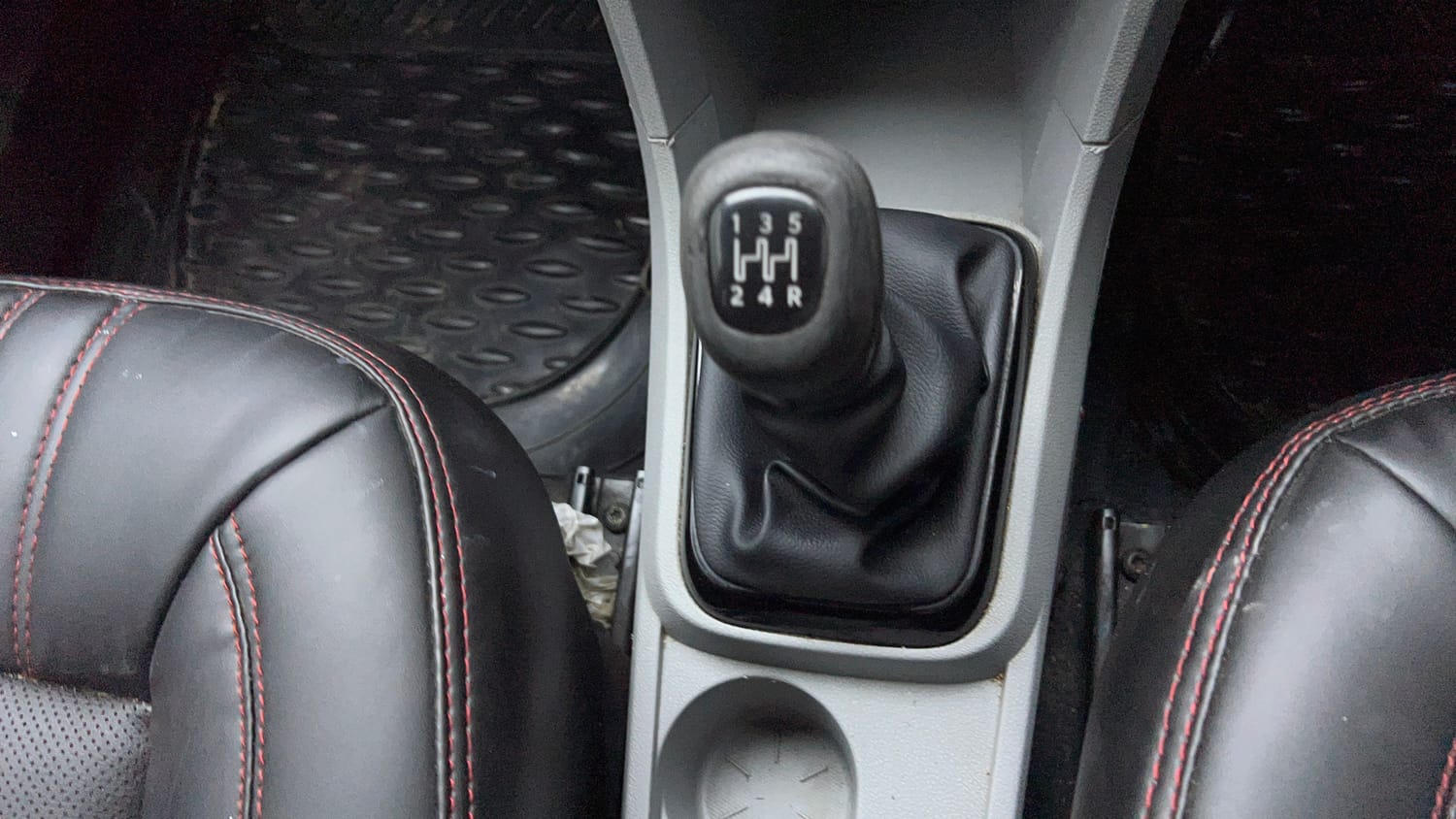 Used 2020 Tata Tiago XZ Plus Petrol Manual interior GEAR  KNOB VIEW