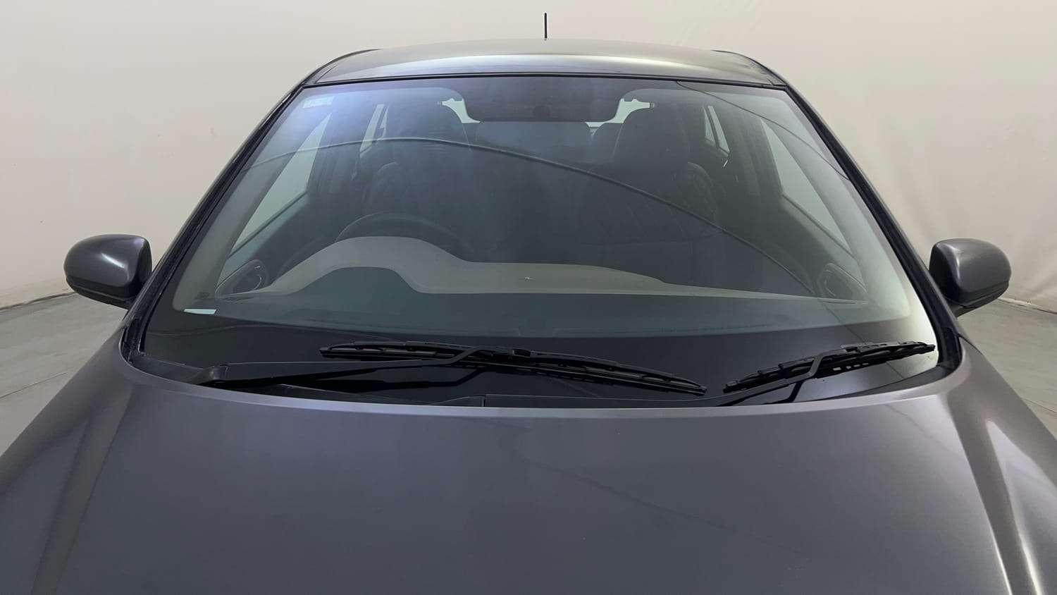 Used 2017 Hyundai Elite i20 Magna Executive 1.2 Petrol Manual exterior FRONT WINDSHIELD VIEW