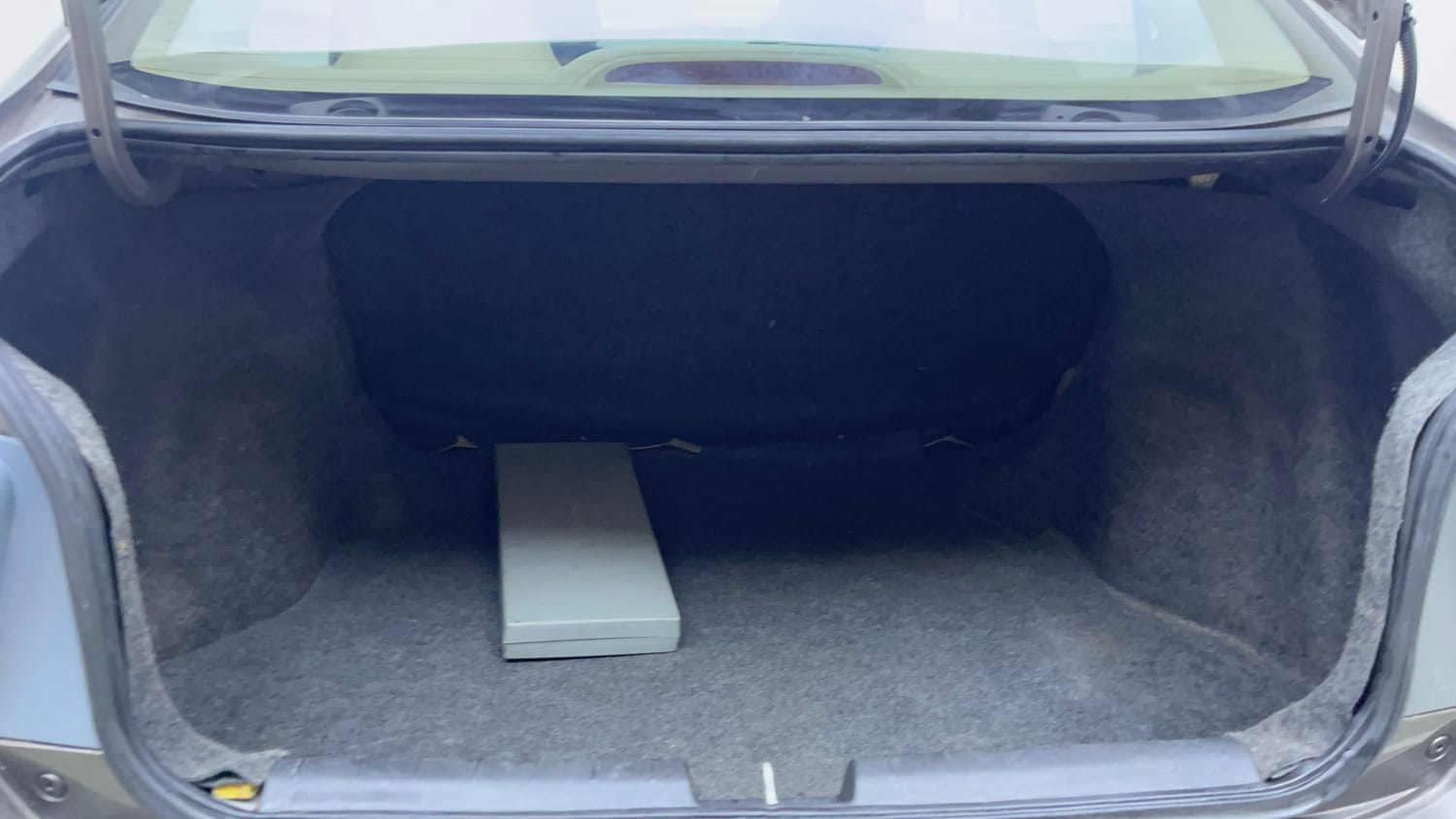 Used 2011 Honda City 1.5 V AT Petrol Automatic interior DICKY INSIDE VIEW
