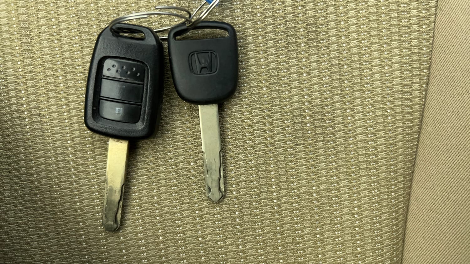 Used 2016 Honda Jazz V Petrol Petrol Manual extra CAR KEY VIEW