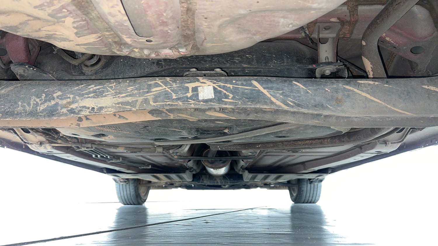 Used 2022 Toyota Glanza V Petrol Manual extra REAR UNDERBODY VIEW (TAKEN FROM REAR)