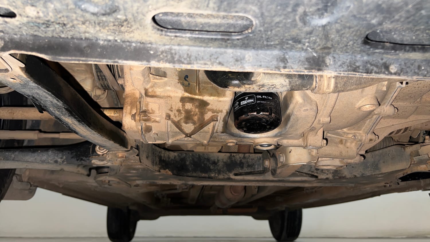 Used 2023 Nissan Magnite XV Petrol Manual extra FRONT LEFT UNDERBODY VIEW