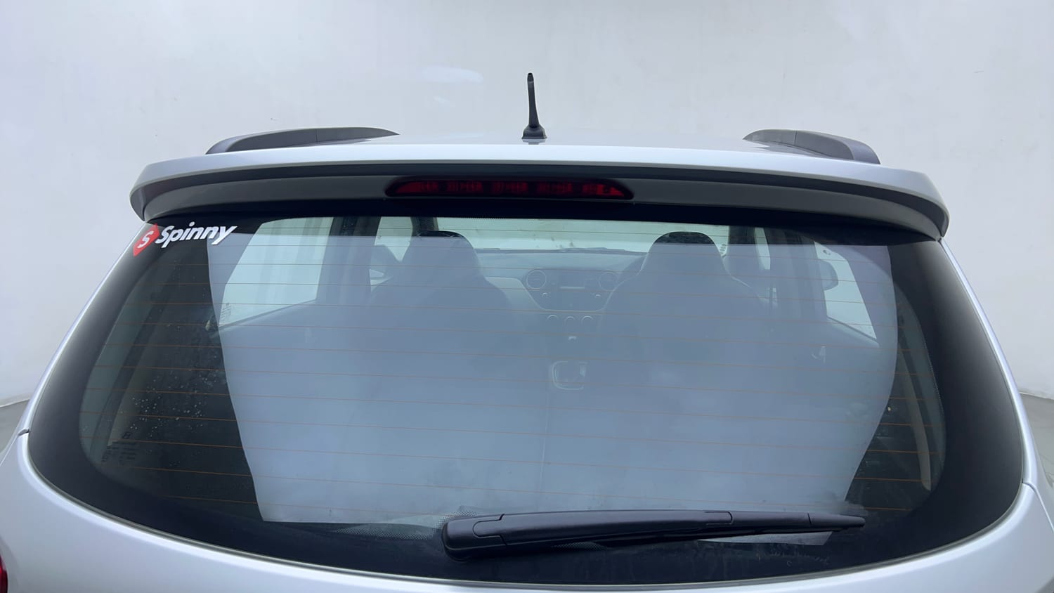 Used 2015 Hyundai Grand i10 Asta AT 1.2 Kappa VTVT Petrol Automatic top_features Rear wiper