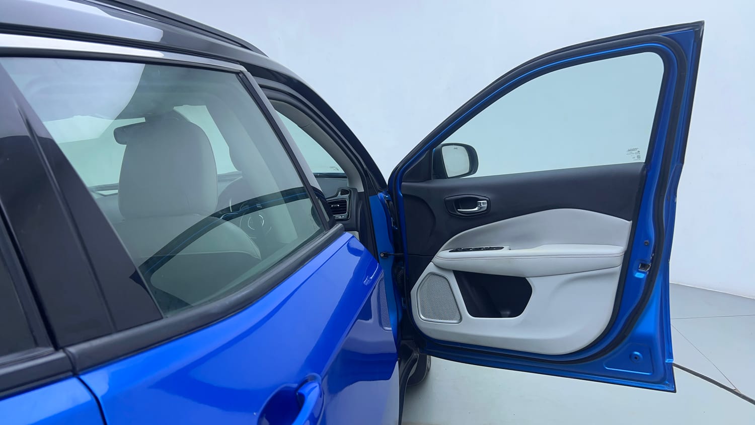 Used 2018 Jeep Compass Limited 1.4 Petrol AT Petrol Automatic interior RIGHT FRONT DOOR OPEN VIEW