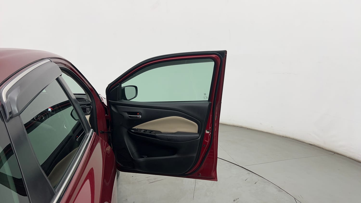 Used 2022 Toyota Glanza V Petrol Manual interior RIGHT FRONT DOOR OPEN VIEW