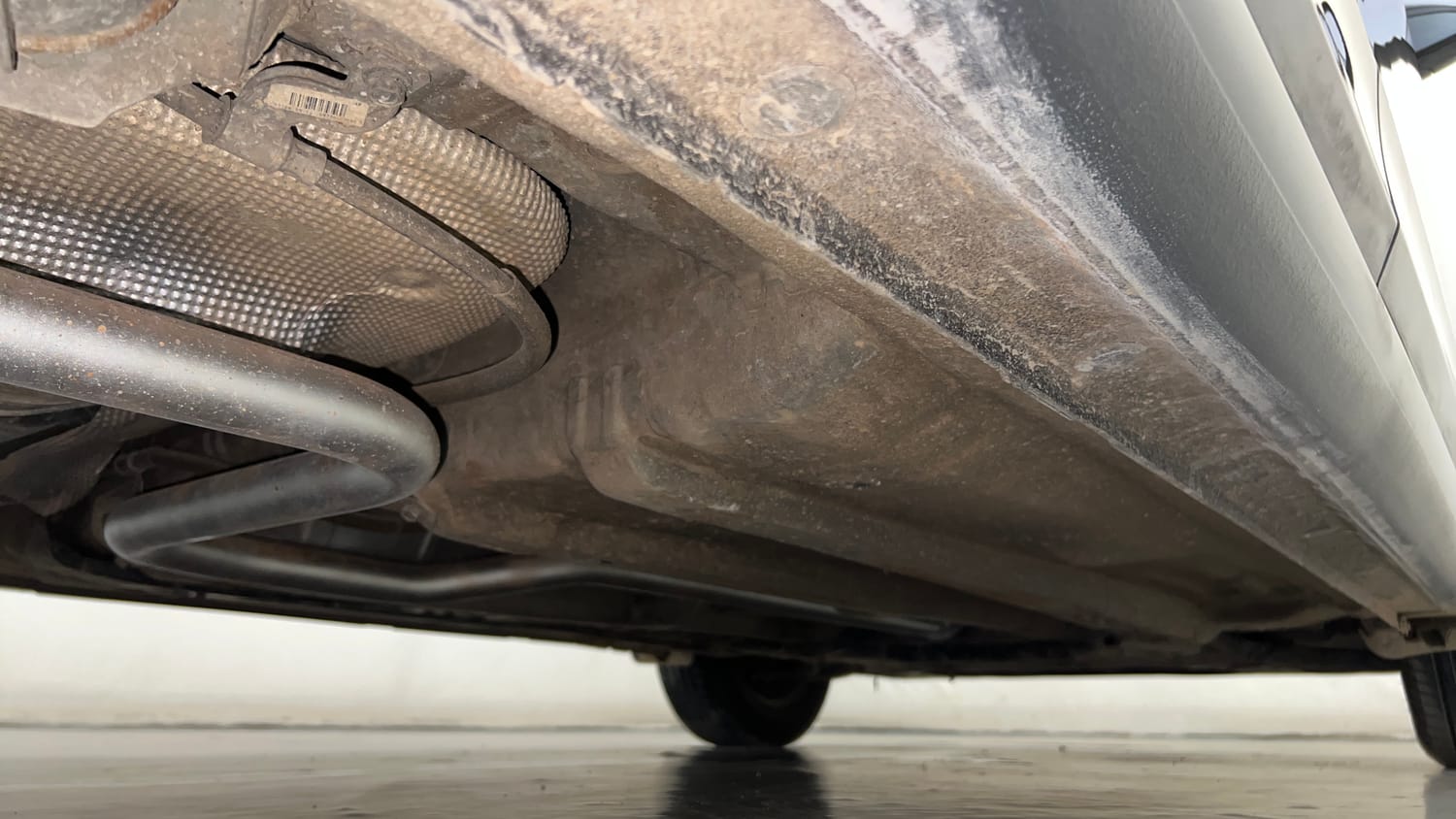 Used 2017 Hyundai Elite i20 Magna Executive 1.2 Petrol Manual extra REAR RIGHT UNDERBODY VIEW