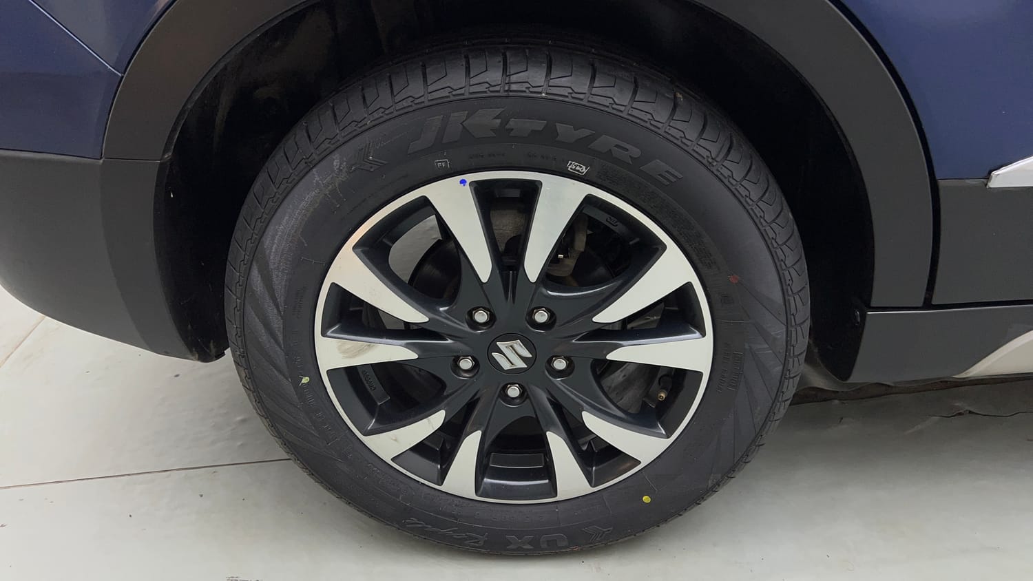 Used 2021 Maruti Suzuki S-Cross Zeta Petrol Manual tyres RIGHT REAR TYRE RIM VIEW