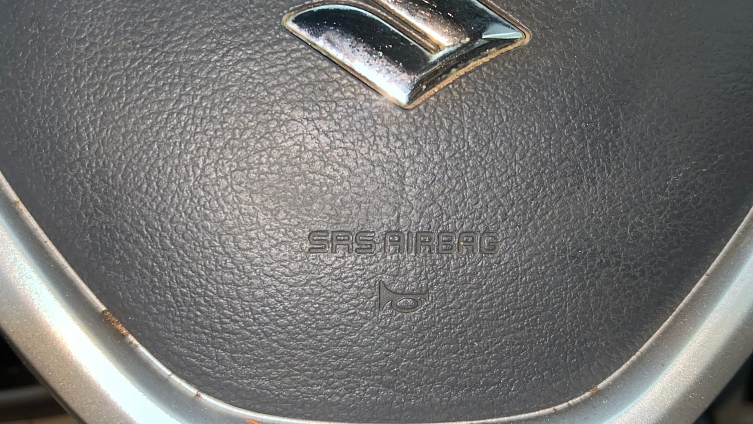 Used 2019 maruti-suzuki Alto K10 VXi (O) AMT Petrol Automatic top_features Airbags