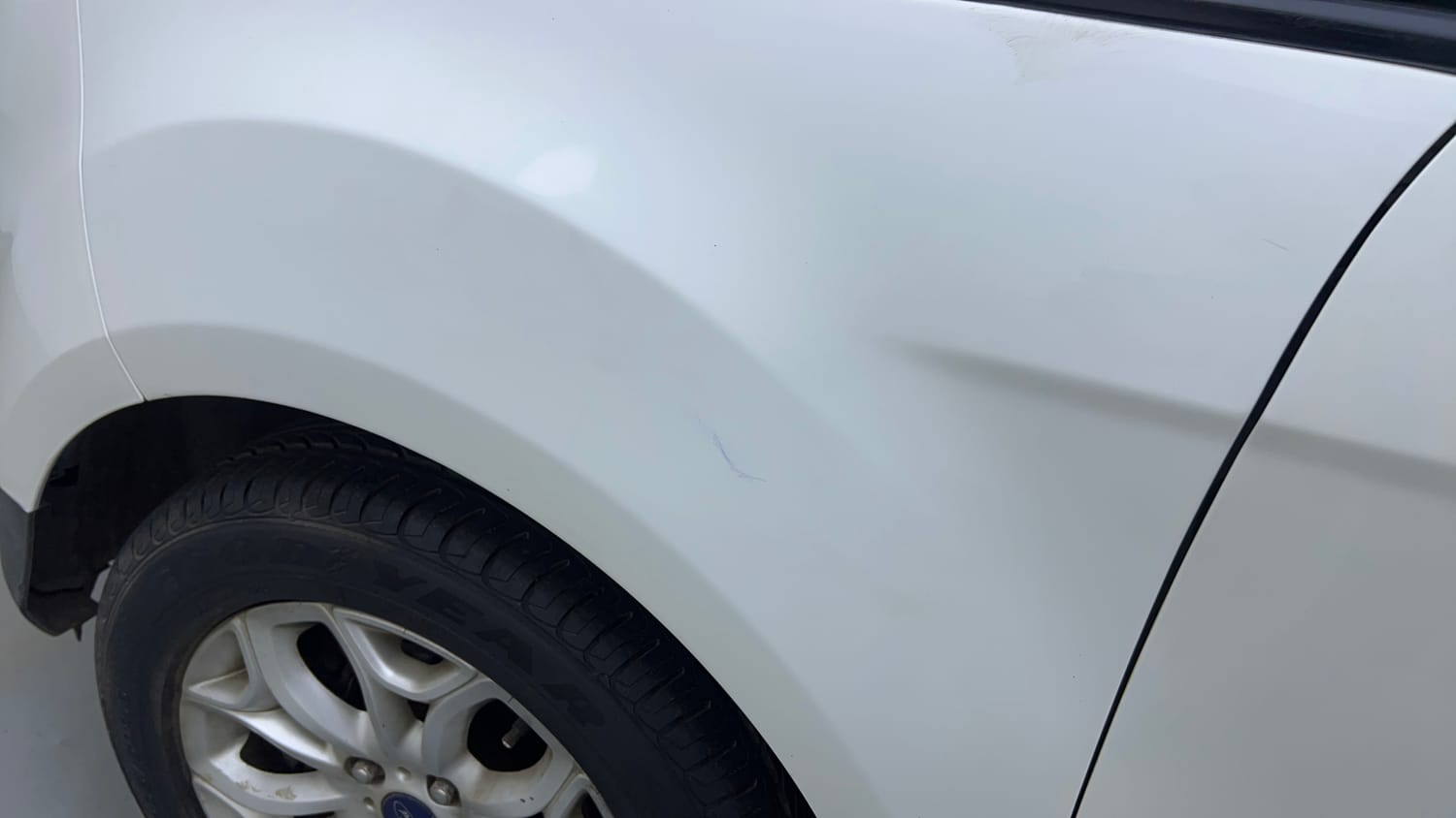 Used 2017 Ford EcoSport Titanium 1.5L Ti-VCT Petrol Manual dents MINOR SCRATCH