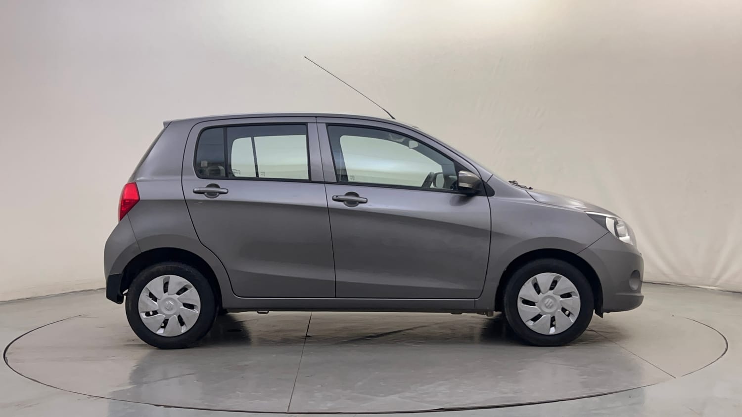 Used 2017 Maruti Suzuki Celerio ZXi Petrol Manual exterior RIGHT SIDE VIEW