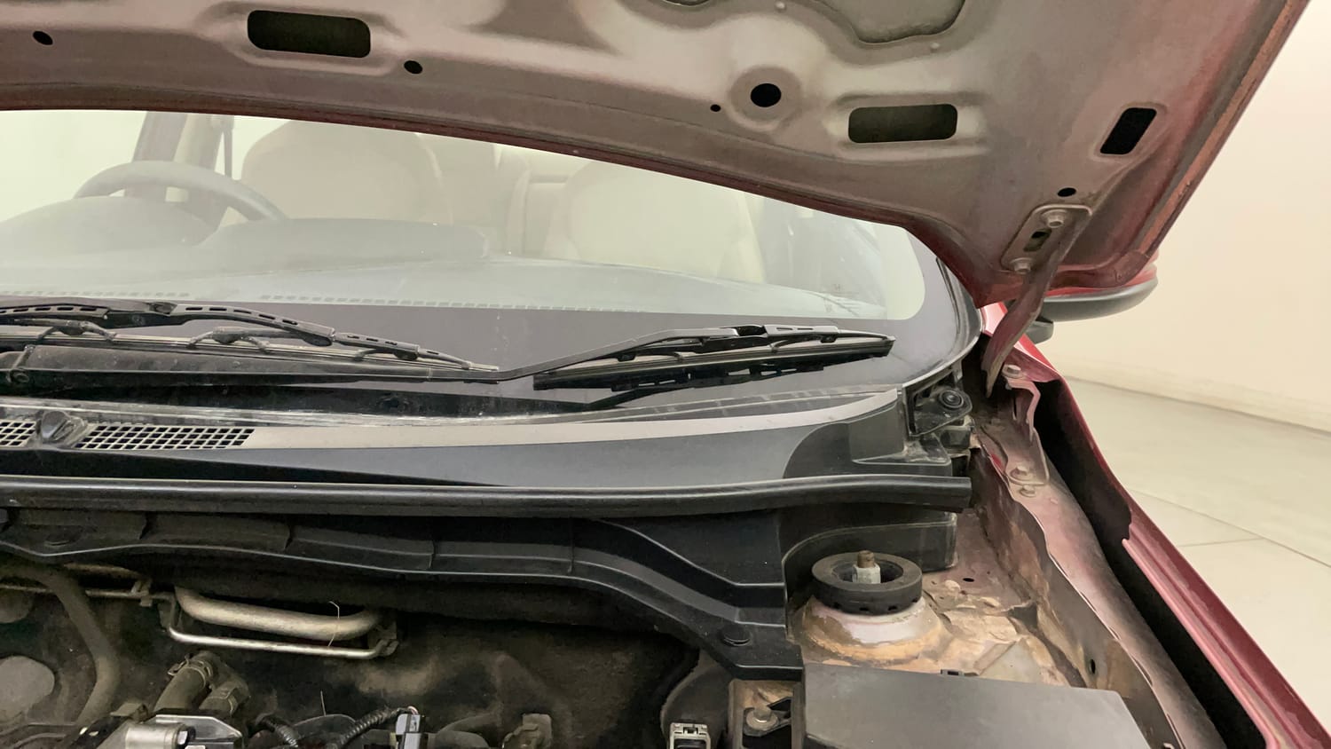 Used 2019 Honda Amaze 1.2 V CVT Petrol Petrol Automatic engine ENGINE LEFT SIDE HINGE & APRON VIEW