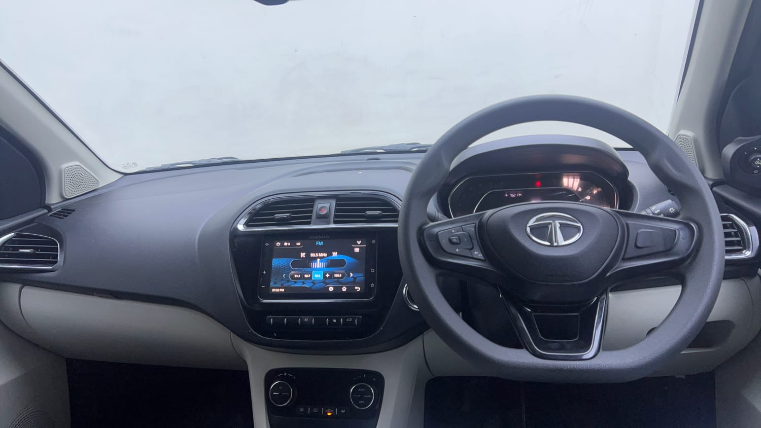 Used 2022 Tata Tigor XZA Plus Dual Tone Petrol Automatic interior DASHBOARD VIEW