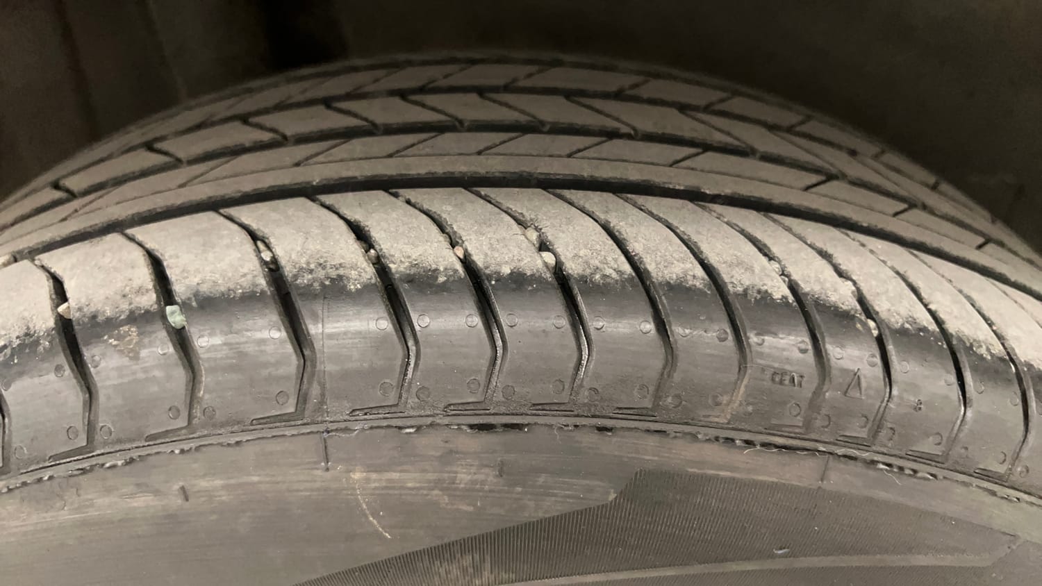 Used 2022 maruti-suzuki Vitara Brezza LXi Petrol Manual tyres RIGHT REAR TYRE TREAD VIEW