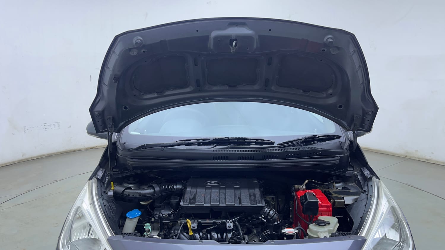 Used 2017 Hyundai Grand i10 Asta 1.2 Kappa VTVT Petrol Manual engine ENGINE & BONNET OPEN FRONT VIEW