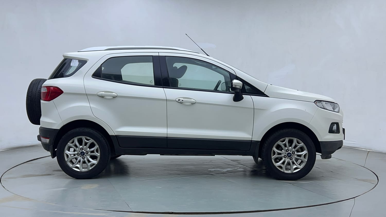 Used 2017 Ford EcoSport Titanium 1.5L Ti-VCT Petrol Manual exterior RIGHT SIDE VIEW