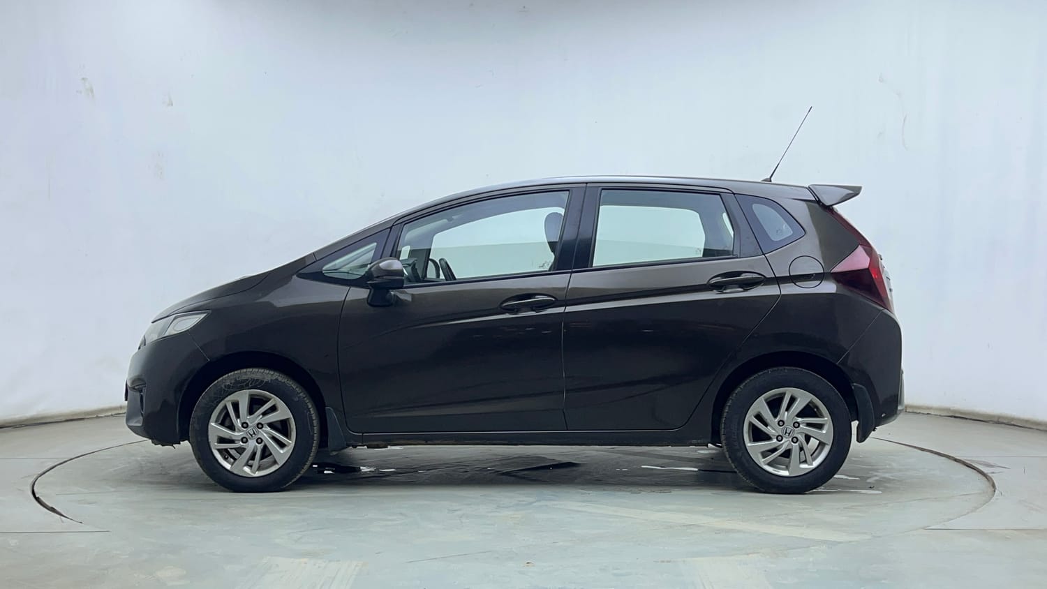 Used 2016 Honda Jazz VX Petrol Petrol Manual exterior LEFT SIDE VIEW