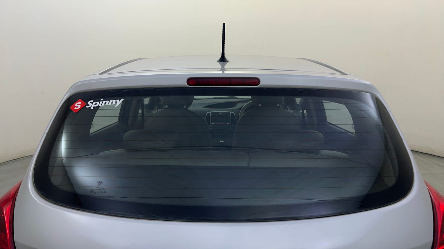 Used 2014 Hyundai i20 Sportz 1.2 Petrol Manual exterior BACK WINDSHIELD VIEW