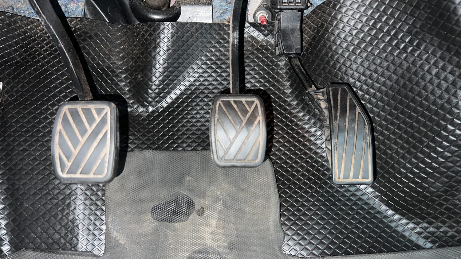 Used 2022 Toyota Glanza V Petrol Manual interior PEDALS VIEW