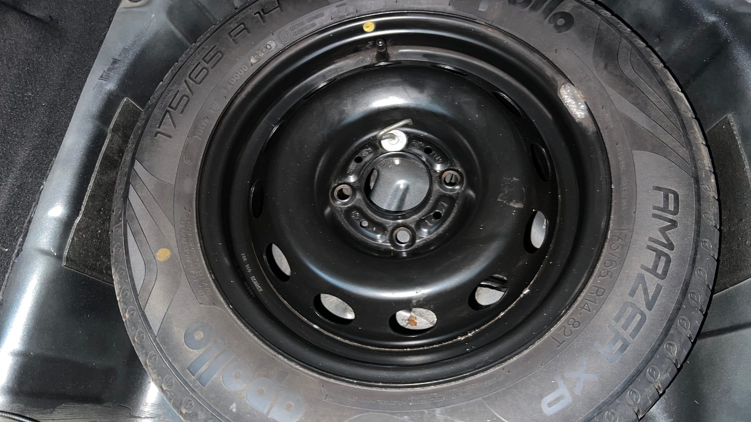 Used 2020 Tata Tiago XZ Plus Petrol Manual tyres SPARE TYRE VIEW