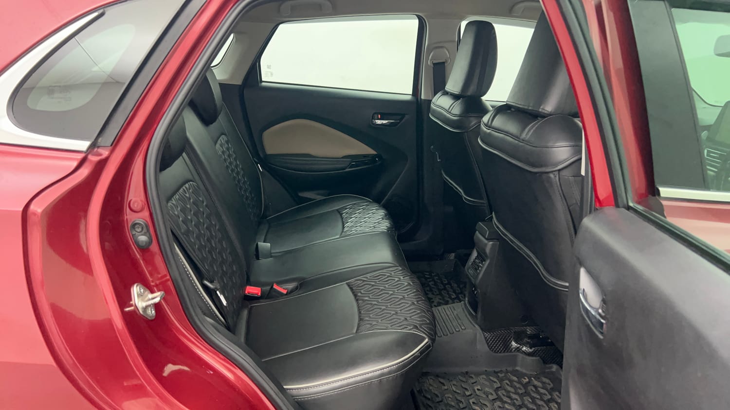 Used 2022 Toyota Glanza V Petrol Manual interior RIGHT SIDE REAR DOOR CABIN VIEW