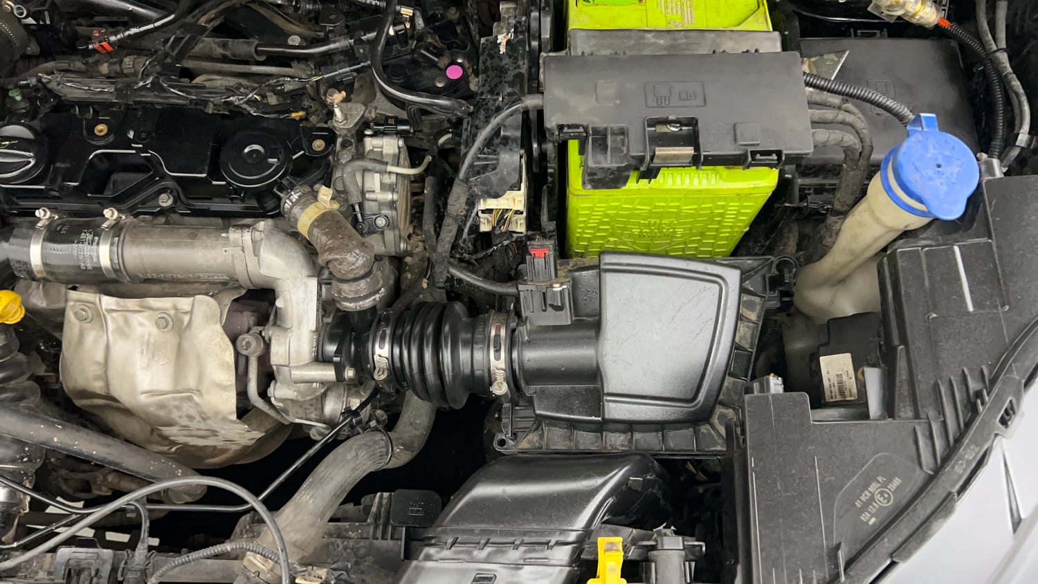 Used 2019 Ford EcoSport Titanium 1.5L TDCi Diesel Manual engine ENGINE LEFT SIDE VIEW