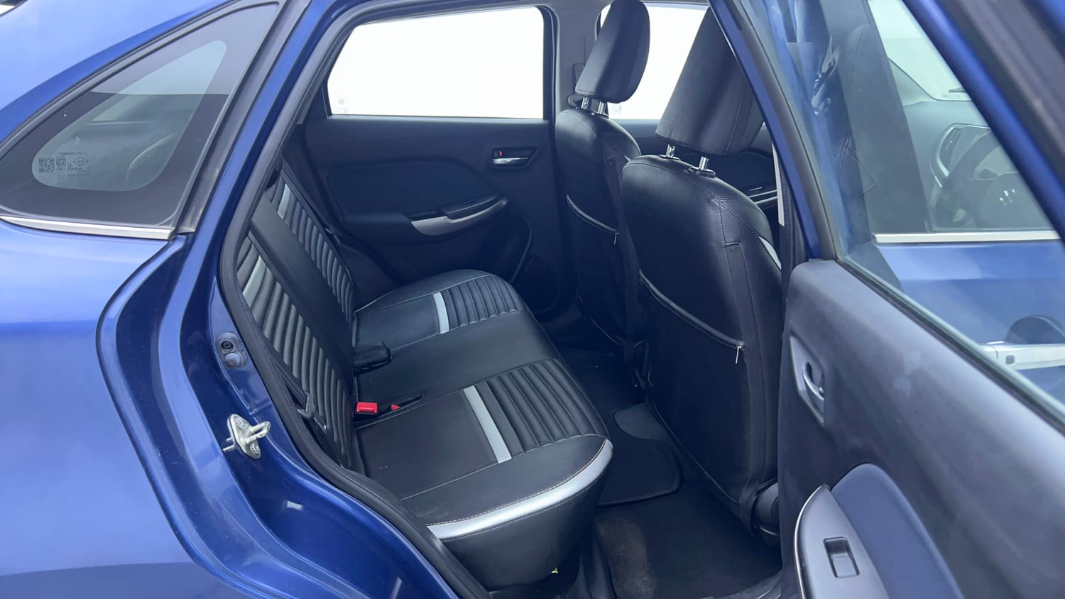 Used 2021 Maruti Suzuki Baleno Zeta Petrol Manual interior RIGHT SIDE REAR DOOR CABIN VIEW