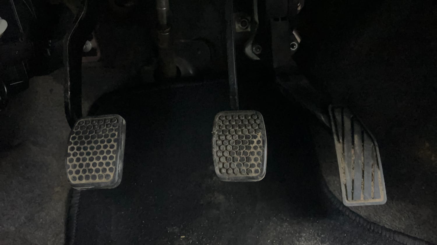 Used 2015 Maruti Suzuki Alto K10 VXi Petrol Manual interior PEDALS VIEW