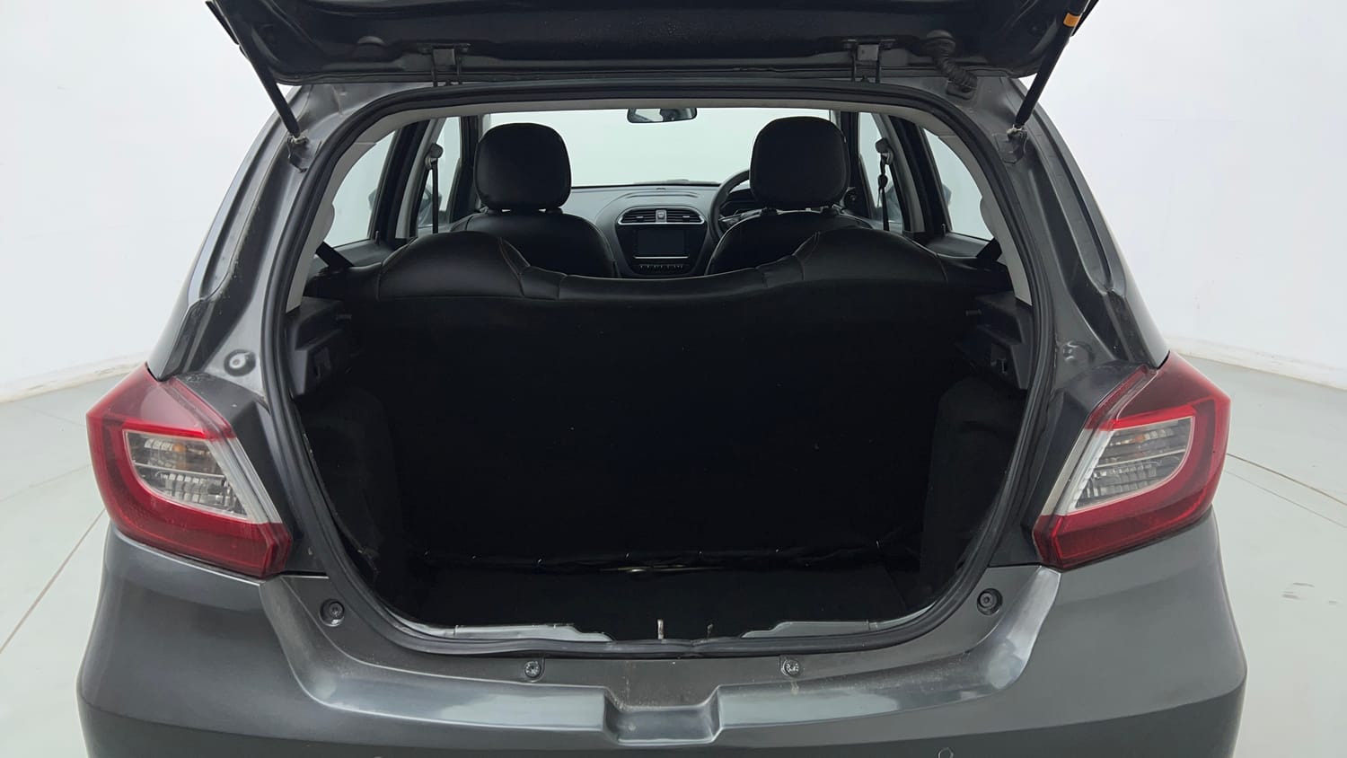 Used 2020 Tata Tiago XZ Plus Petrol Manual interior DICKY INSIDE VIEW