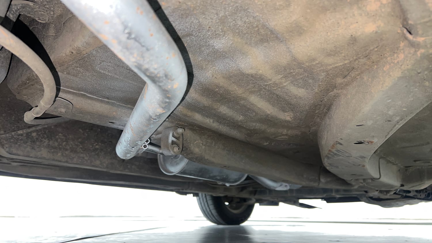 Used 2015 Honda Amaze 1.2 S i-VTEC Petrol Manual extra REAR RIGHT UNDERBODY VIEW