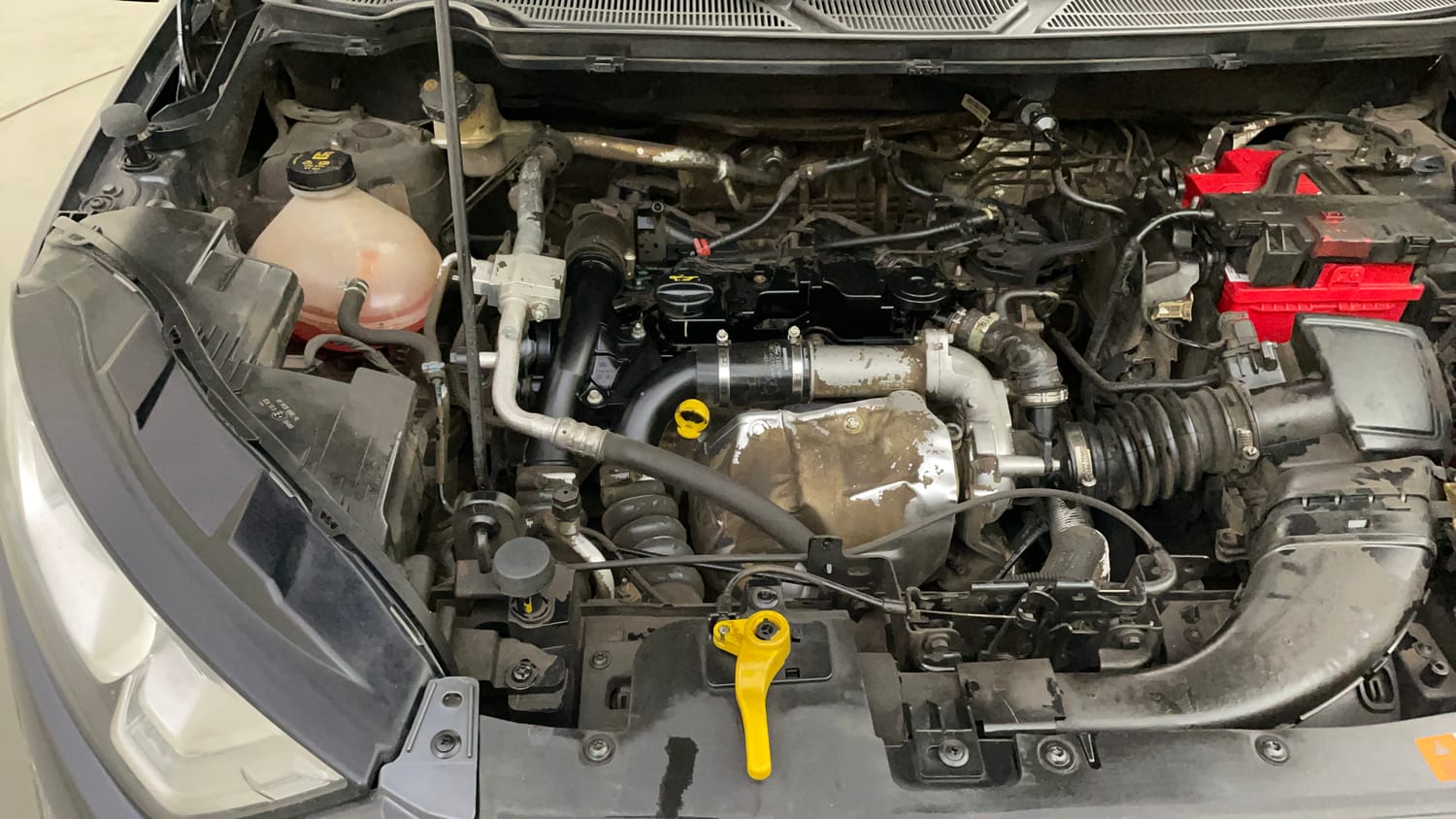 Used 2018 Ford EcoSport Titanium 1.5L TDCi Diesel Manual engine ENGINE RIGHT SIDE VIEW