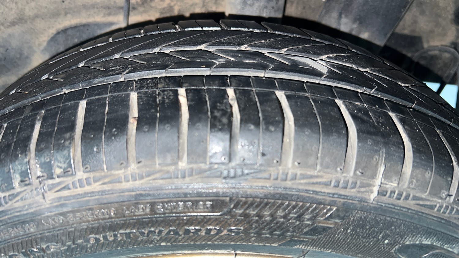Used 2016 Hyundai Grand i10 Asta AT 1.2 Kappa VTVT (O) Petrol Automatic tyres LEFT REAR TYRE TREAD VIEW