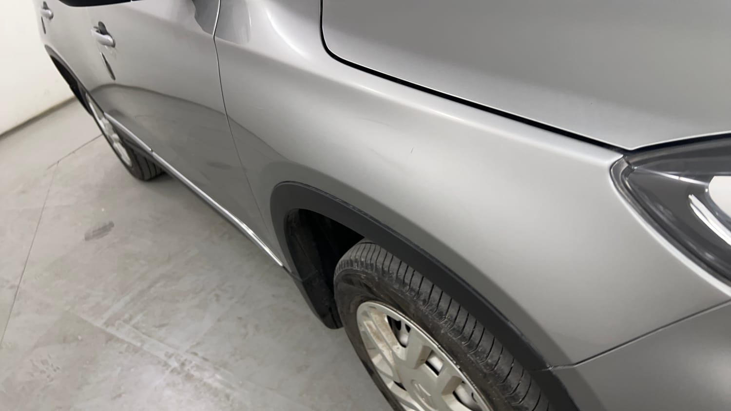 Used 2022 maruti-suzuki Vitara Brezza LXi Petrol Manual dents MINOR SCRATCH
