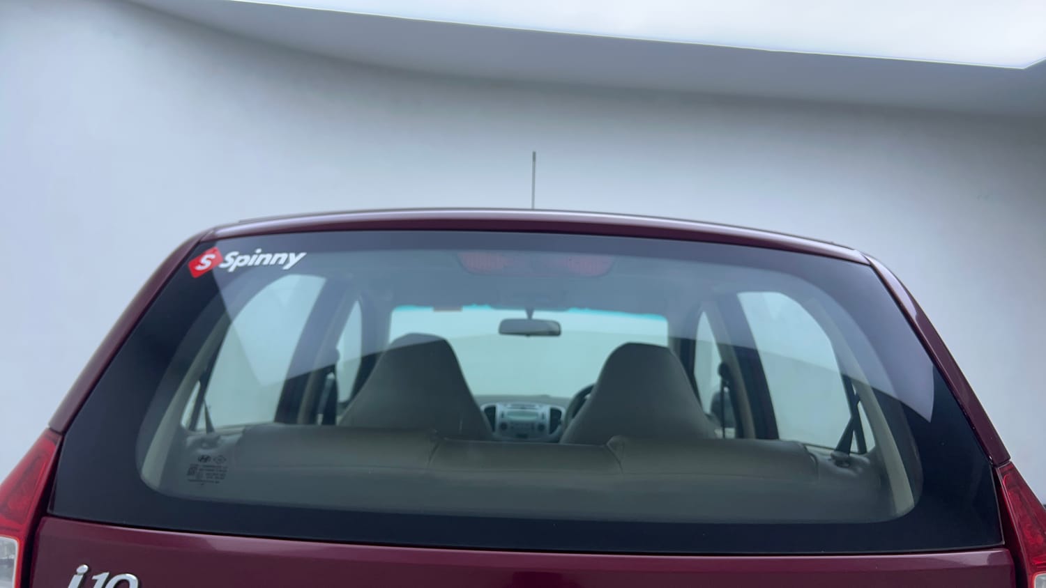 Used 2015 Hyundai i10 Sportz 1.1 iRDE2 Petrol Manual exterior BACK WINDSHIELD VIEW