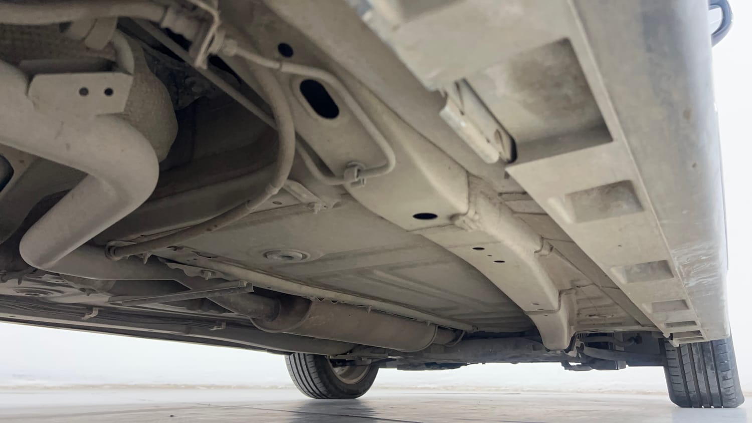 Used 2017 Maruti Suzuki Baleno RS 1.0 Petrol Manual extra REAR RIGHT UNDERBODY VIEW