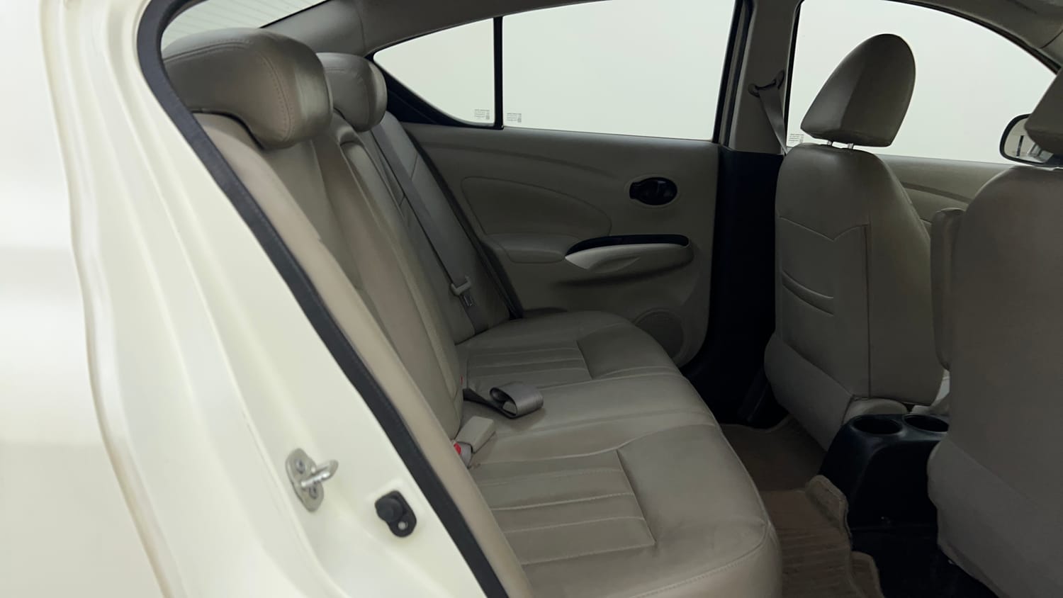 Used 2018 Nissan Sunny XV CVT Petrol Automatic interior RIGHT SIDE REAR DOOR CABIN VIEW