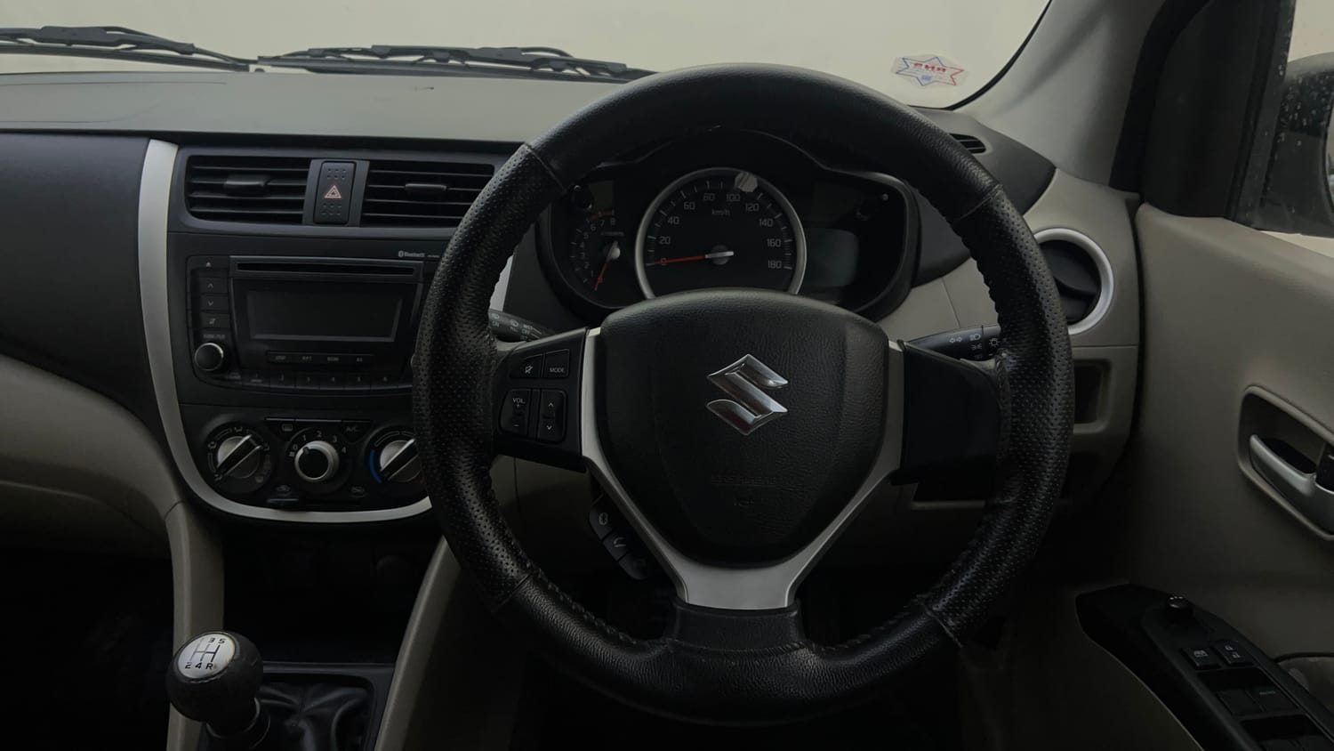 Used 2017 Maruti Suzuki Celerio ZXi Petrol Manual top_features Steering mounted controls